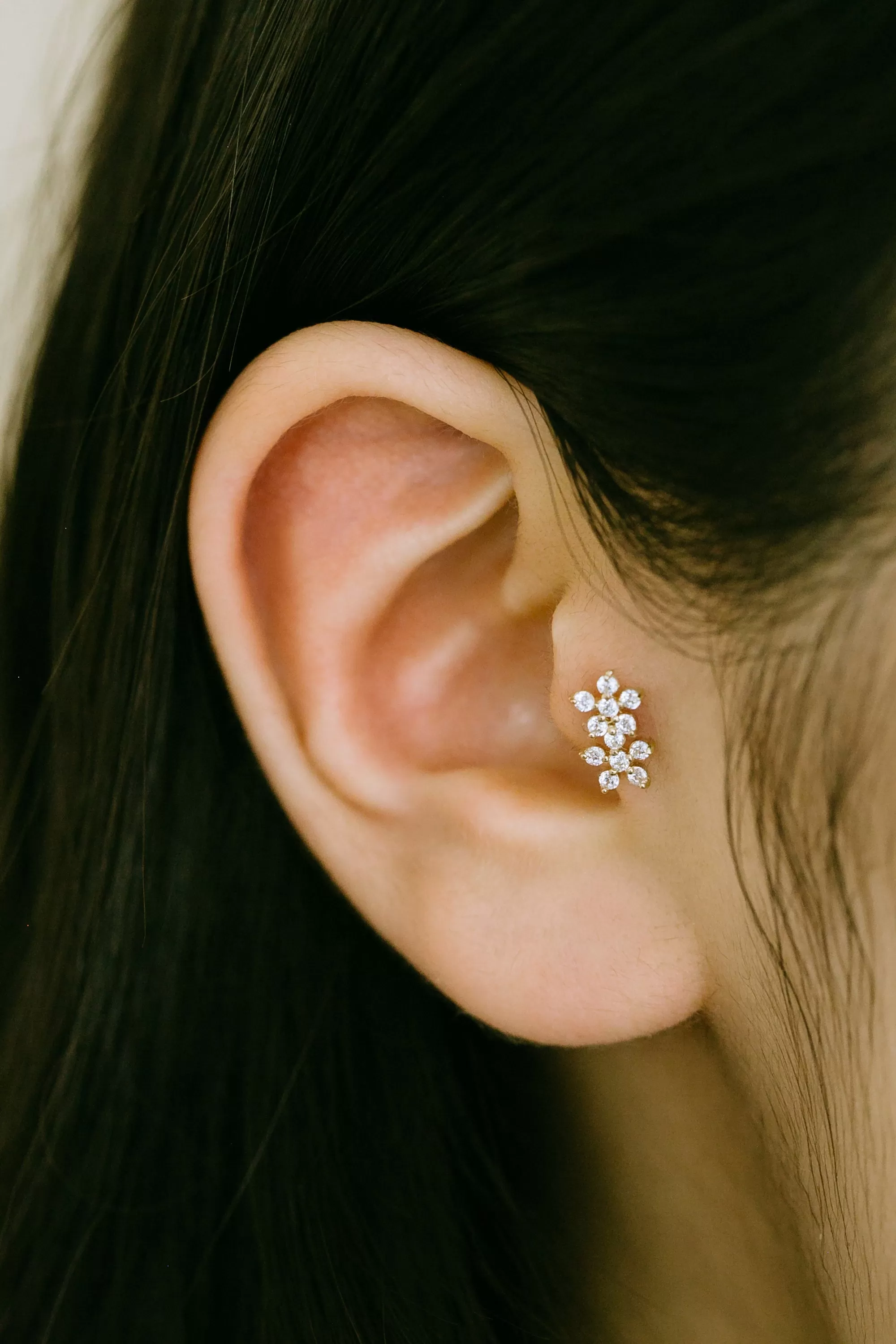 14K Solid Gold Cartilage Delicate Cz Double Daisy Flower Internally Internal Threaded Earring Labret