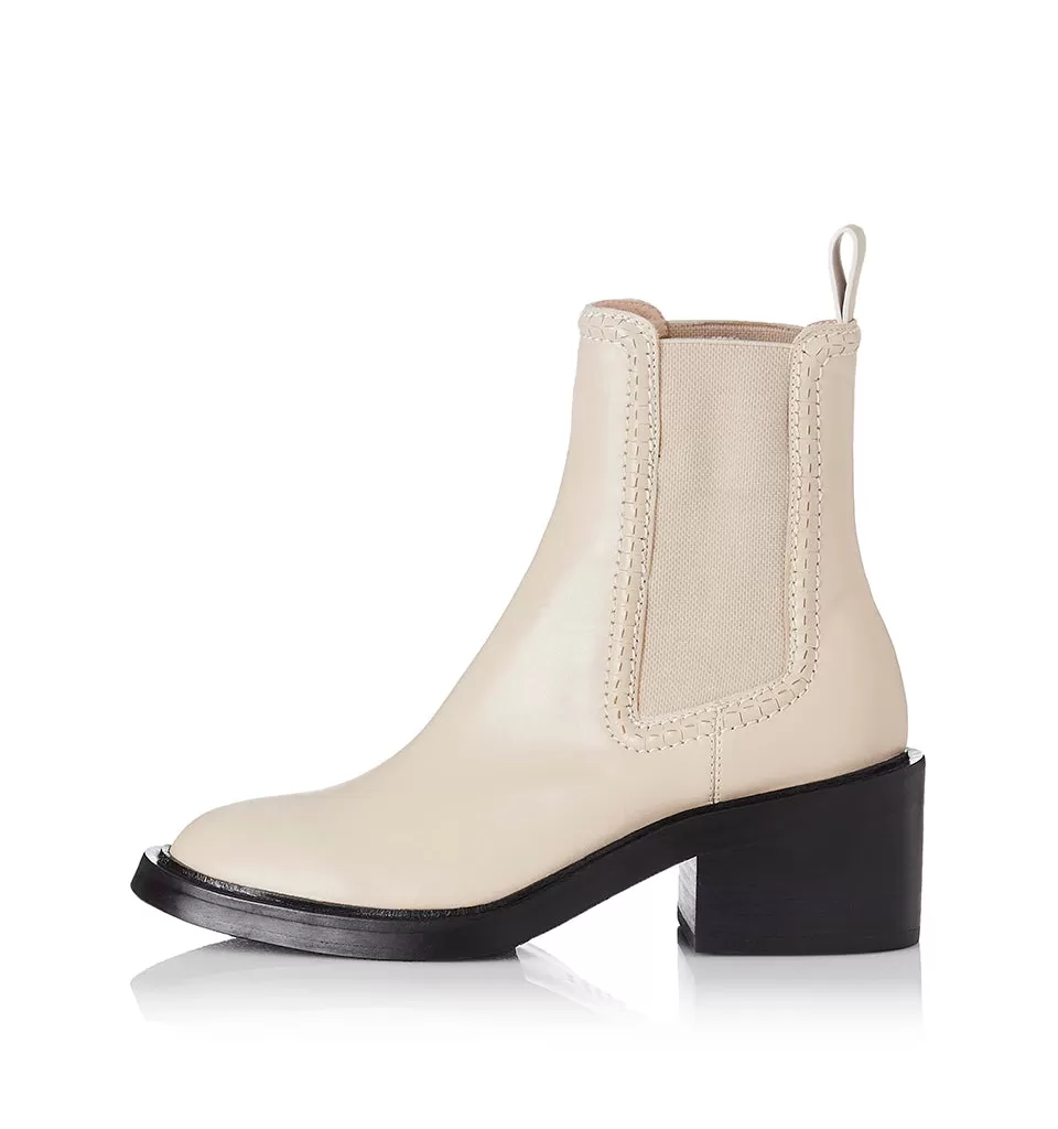 AMIE BOOT - CREAM