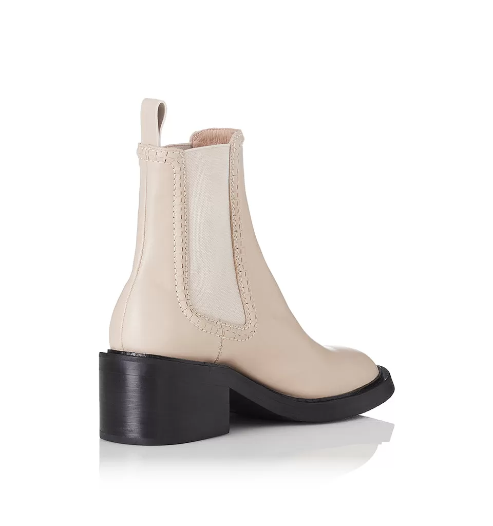 AMIE BOOT - CREAM