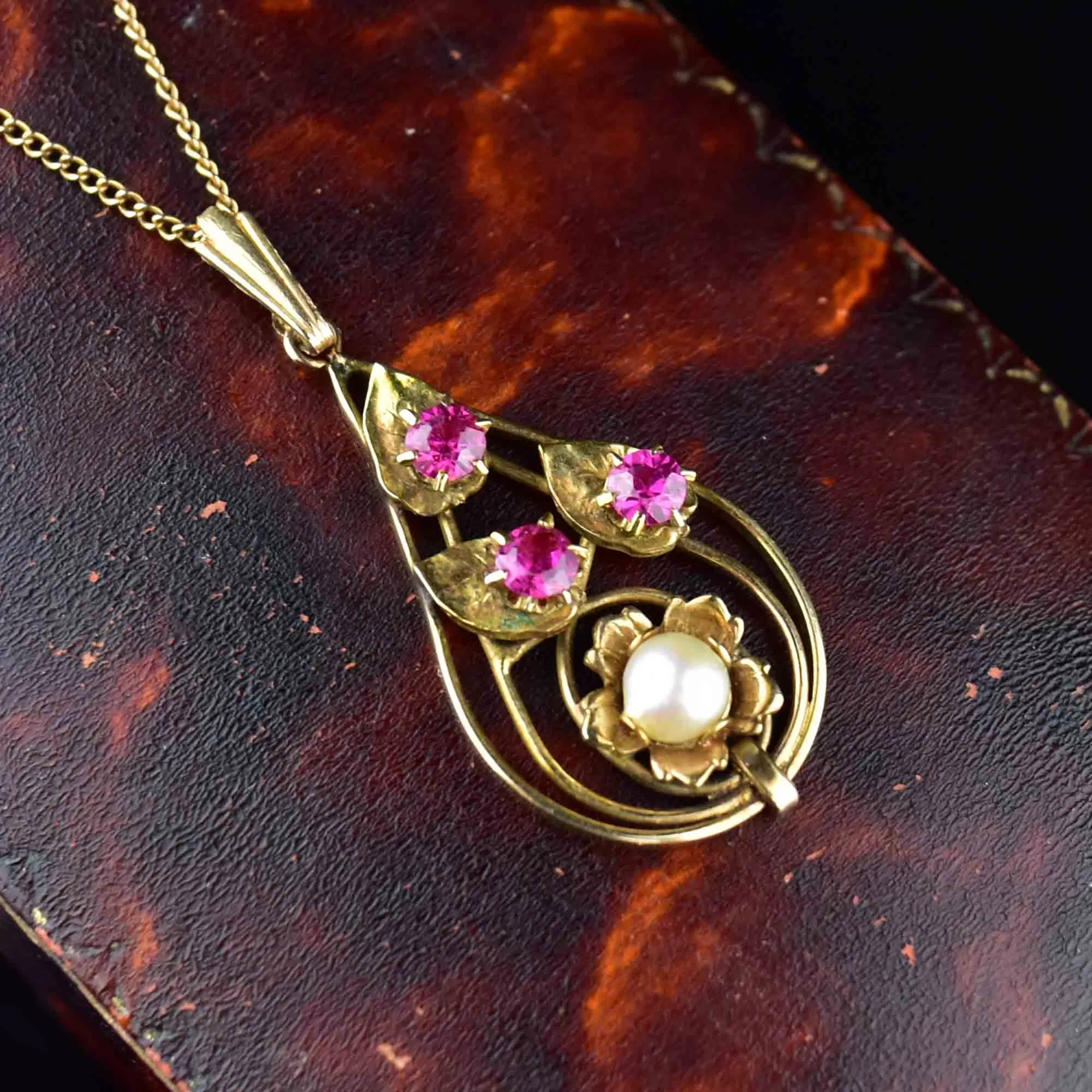 Antique 10K Gold Ruby Pearl Pendant Necklace