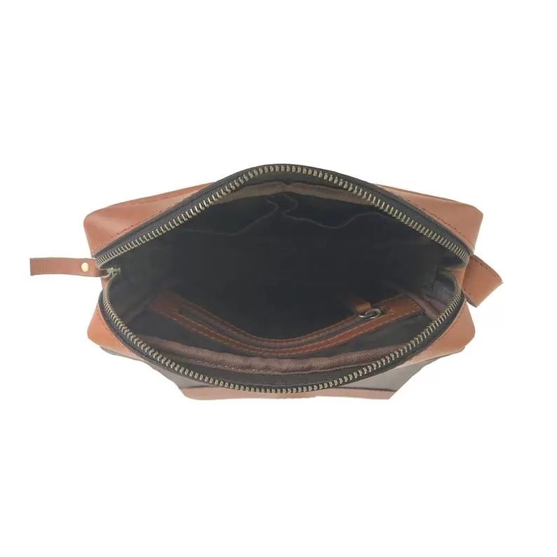 Full-grain Buffalo Leather Sling Messenger Bag - Sandstone Brown