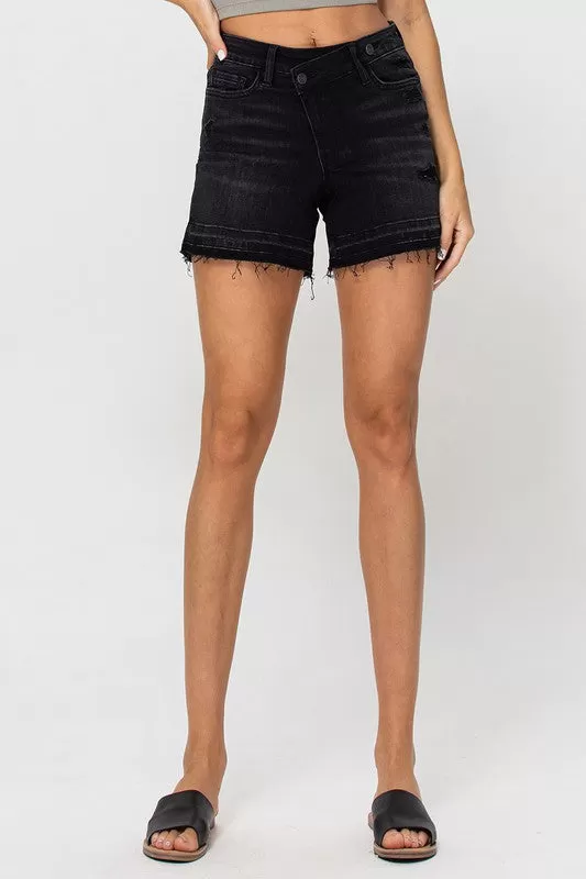 HIGH RISE CRISS CROSS STRETCH SHORTS