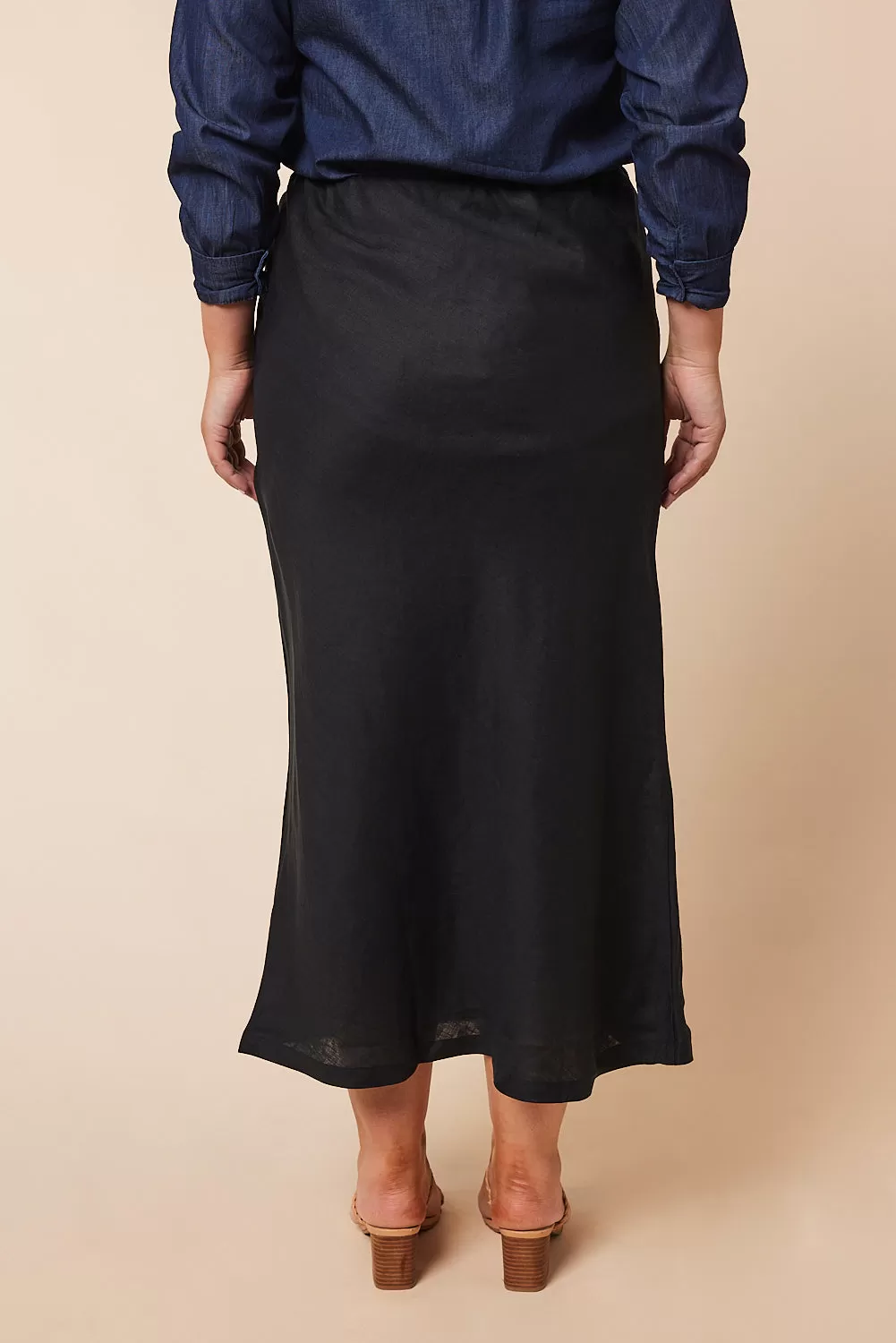 Katie Bias Cut Linen Skirt in Black