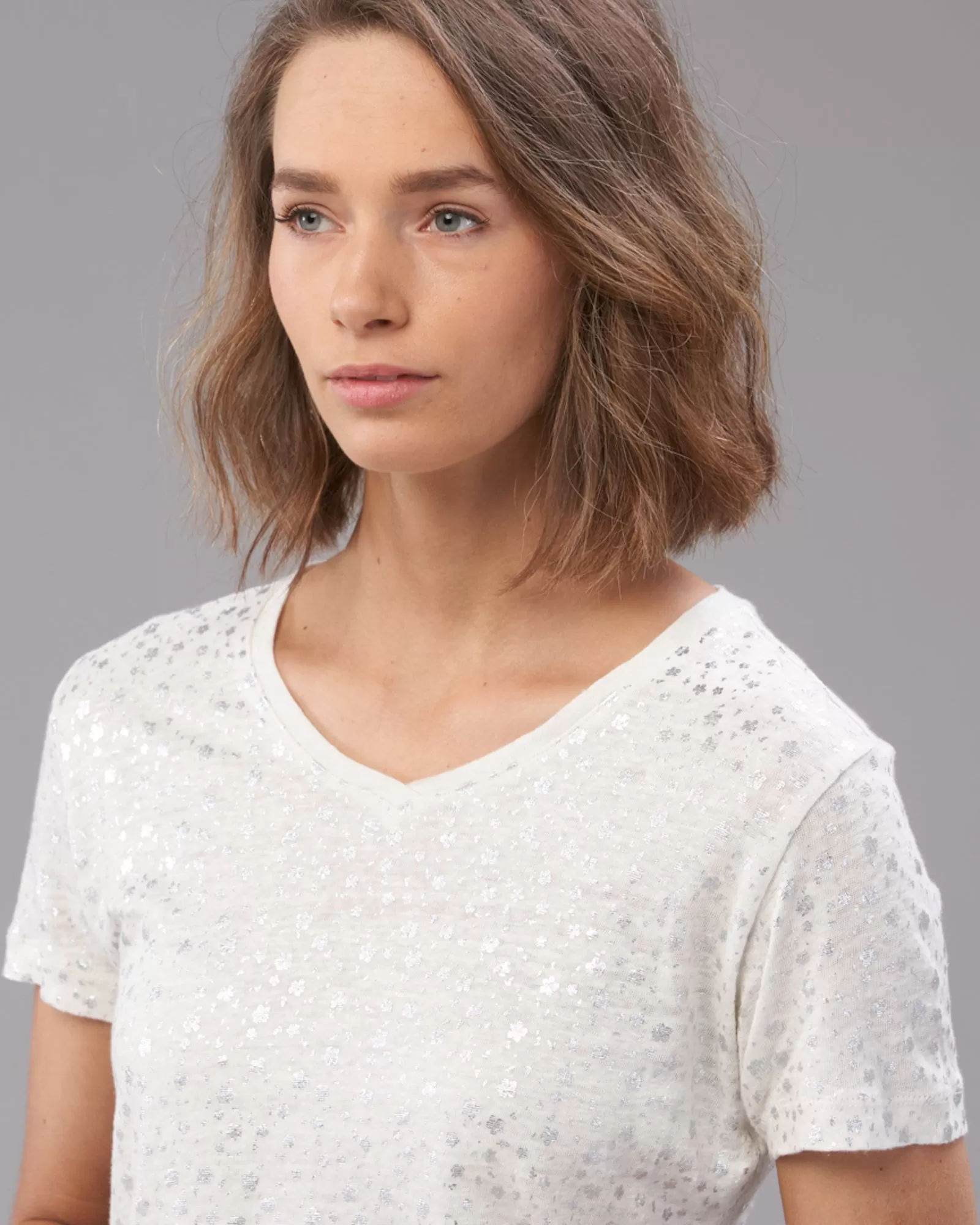 LINEN BLOSSUM FOIL PRINT TEE