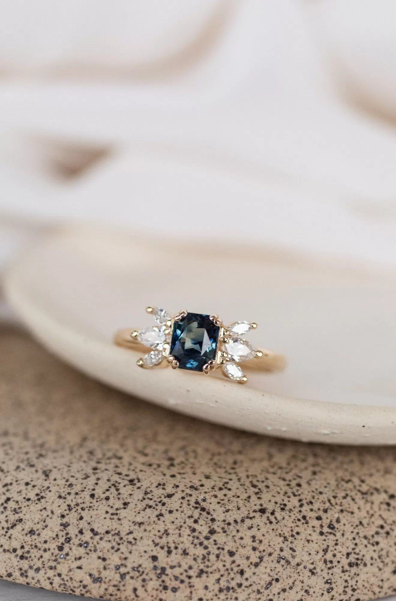 Orchid Ring with 1.11ct Sapphire