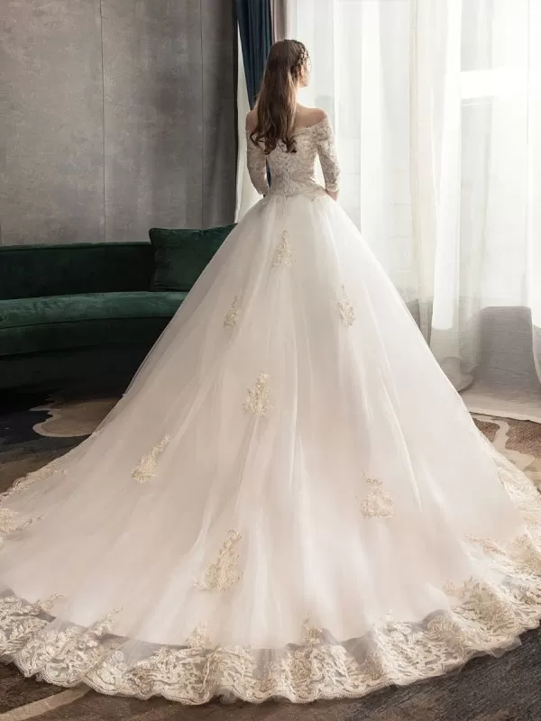 Princess Wedding Dresses Ivory Lace Applique Off The Shoulder Half Sleeve Bridal Gown With Train