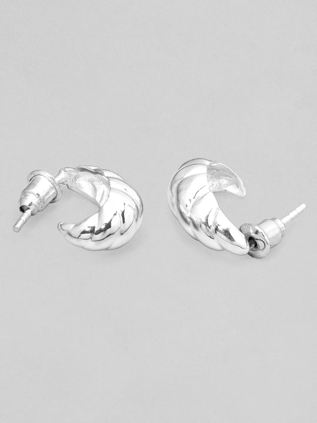 Rubans 925 Silver The Twirling Silver Beauty Hoop Earrings.