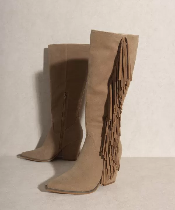 SOMEWHERE OUT WEST - Knee-High Fringe Boots