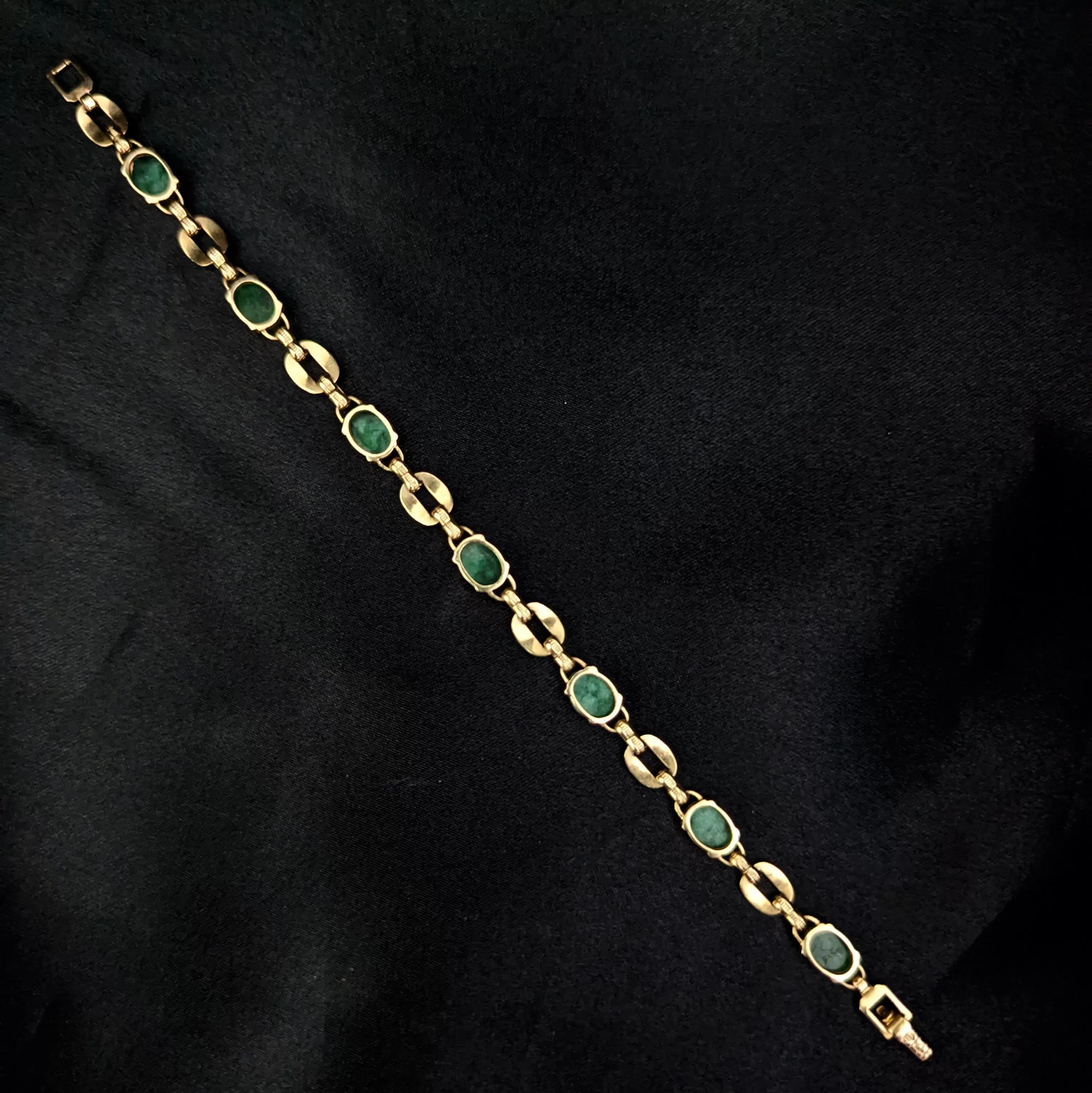 The Newport - Retro Era Jade 14k Yellow Gold Bracelet