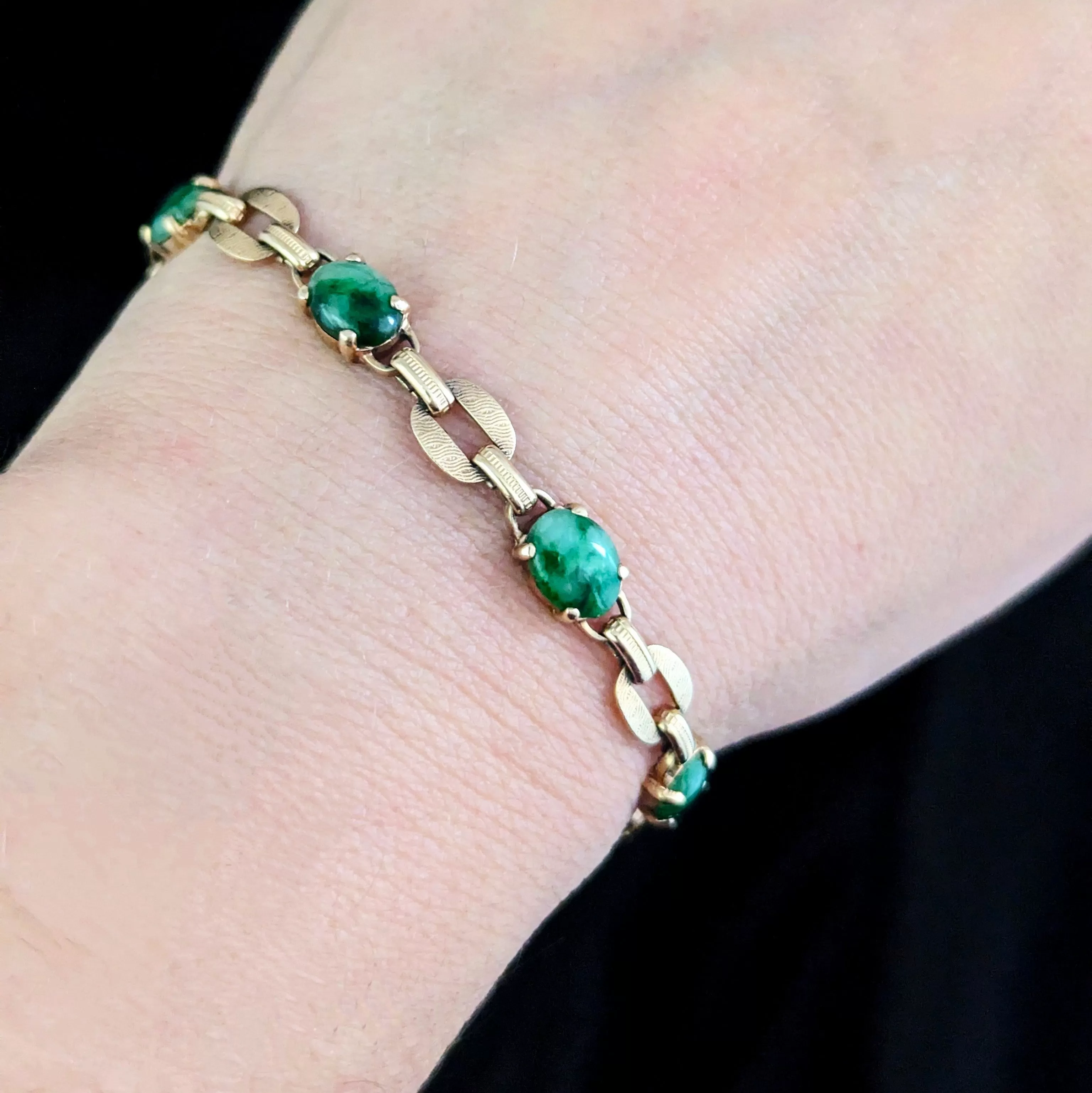 The Newport - Retro Era Jade 14k Yellow Gold Bracelet