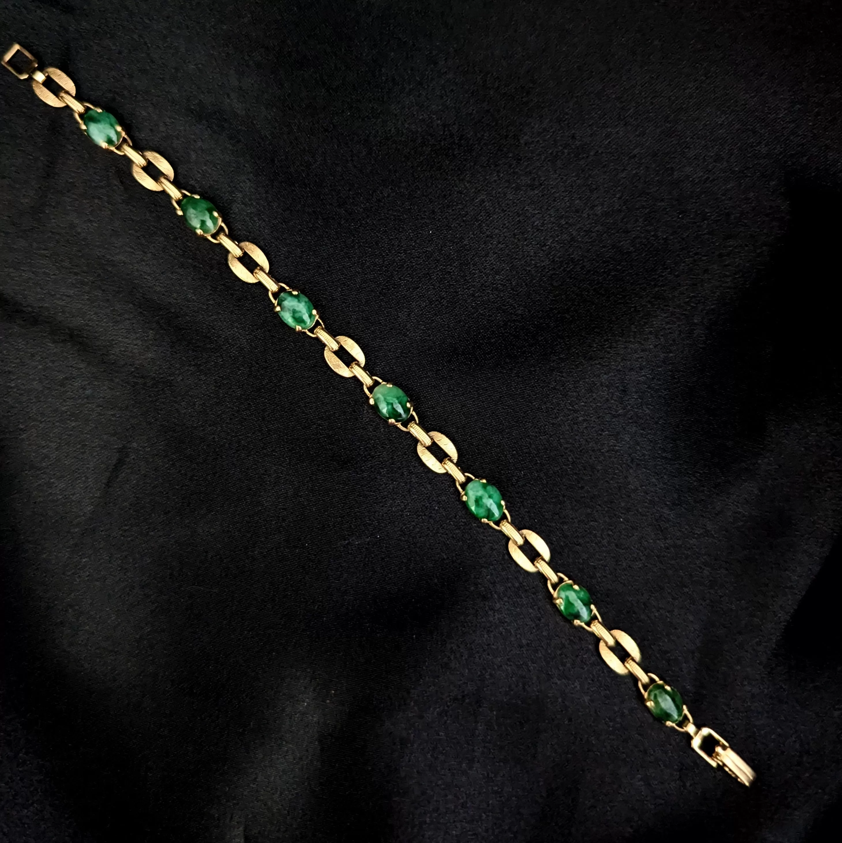 The Newport - Retro Era Jade 14k Yellow Gold Bracelet